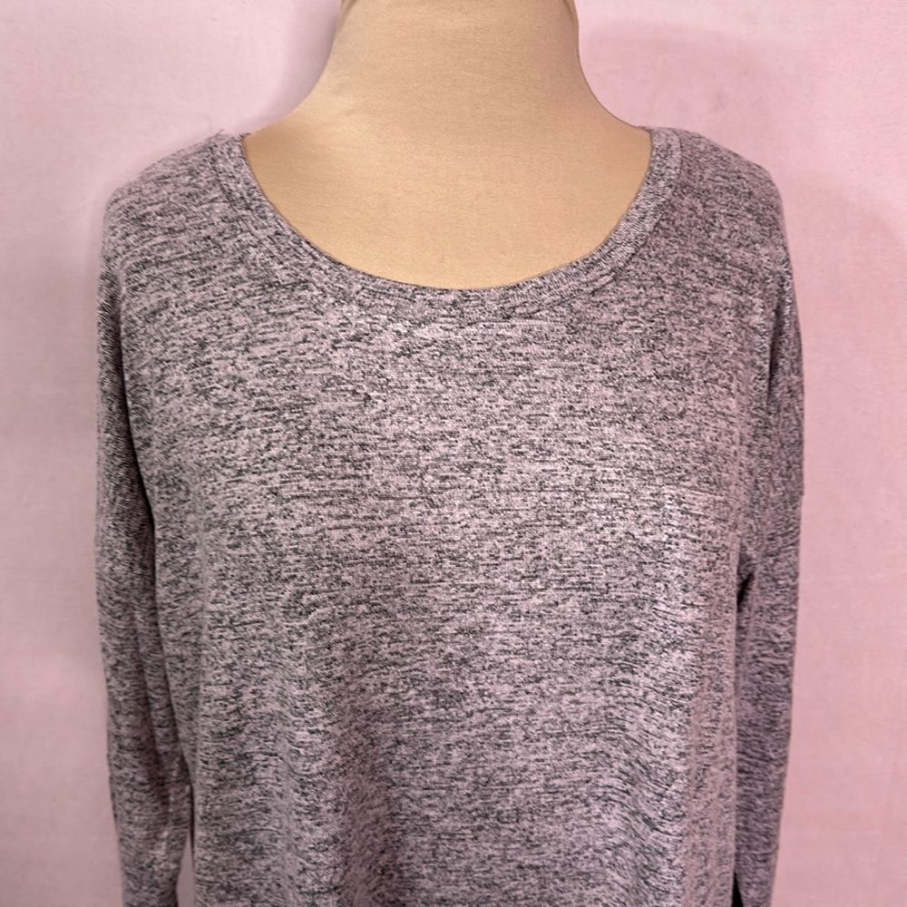 New For the Republic, blush, gray long sleeve Hacci top pocket Size Medium NWT